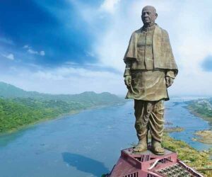 hotels near statue of unity